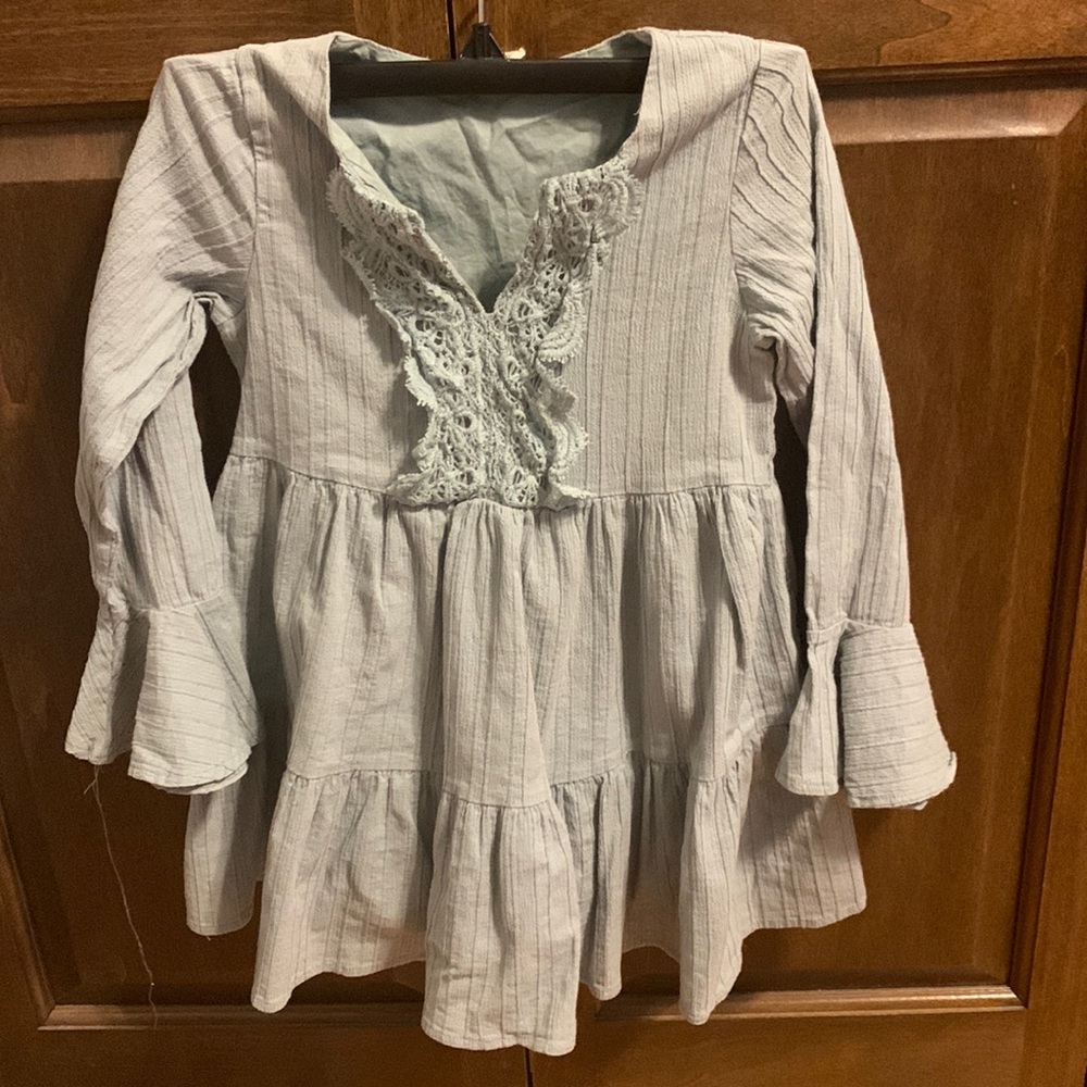 M.L Kids Cute 4T Dress. Great Condition